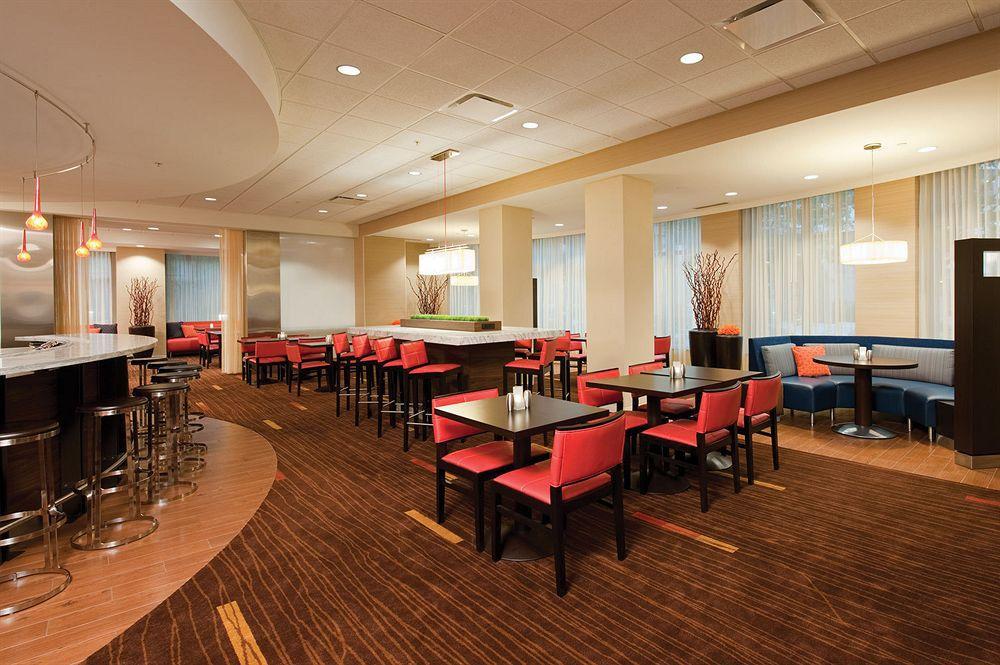 Courtyard Grand Rapids Downtown Hotel Kültér fotó
