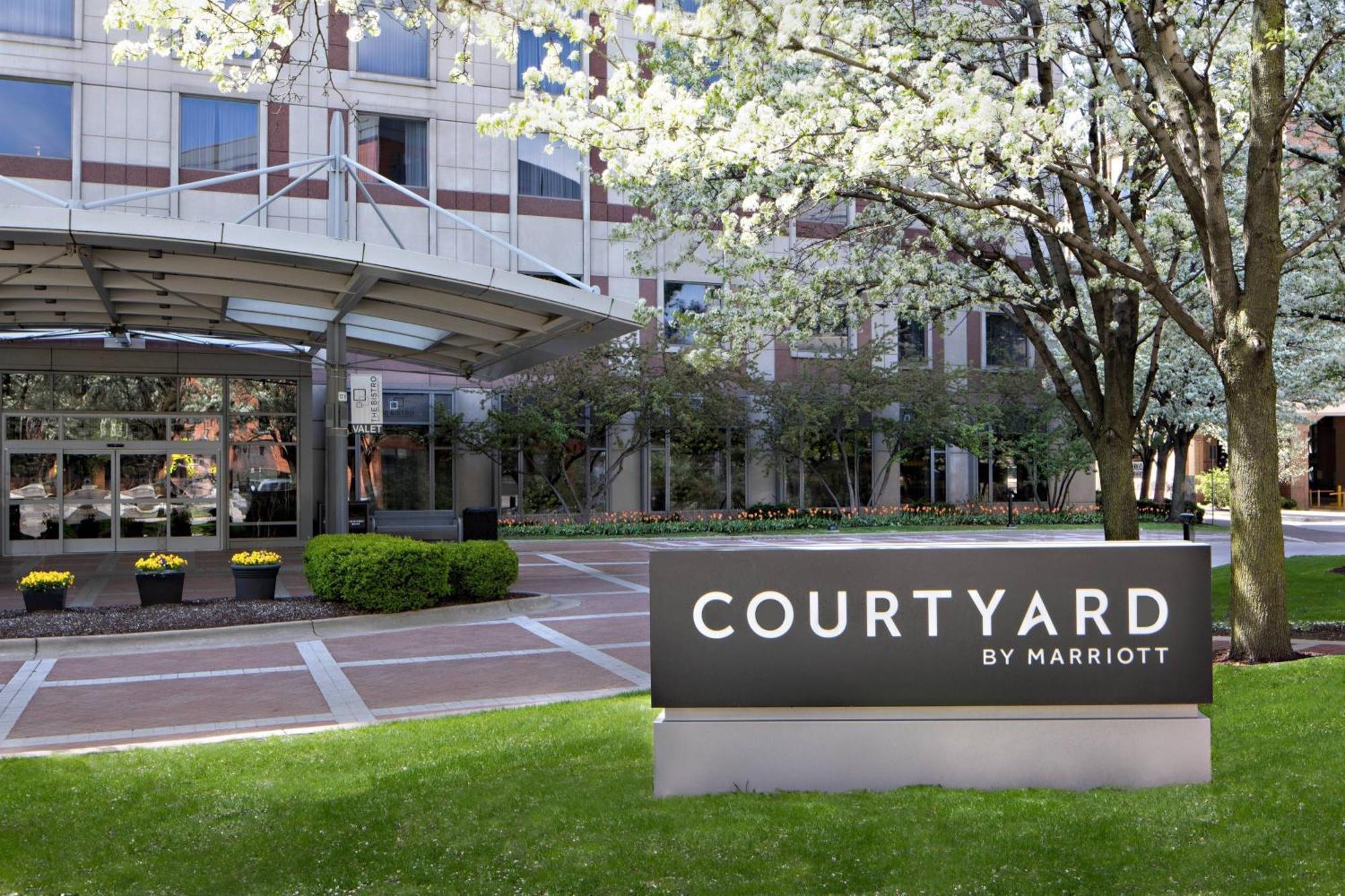 Courtyard Grand Rapids Downtown Hotel Kültér fotó